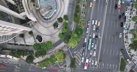 俯拍广州珠新城道路交通