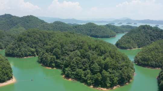 航拍杭州千岛湖景区