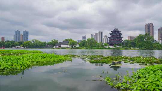 中国武汉两江四岸城市地标风光