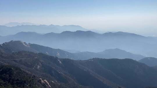 沂蒙山龟蒙景区，蒙山之巅俯瞰云海