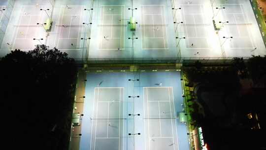 广州网球场夜景