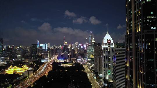 上海市区车流交通夜景