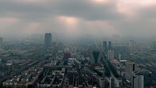城市阴天高楼鸟瞰全景口播空镜沈河丁达尔光