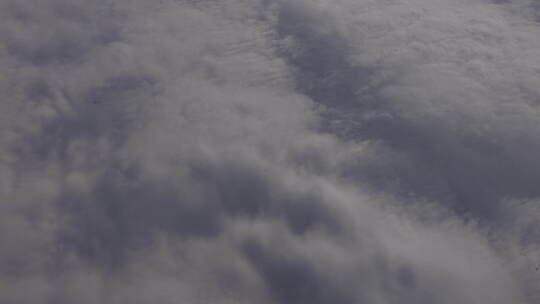 万米高空地球平流层云海