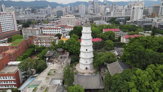 福建福州白塔寺白塔地标建筑航拍