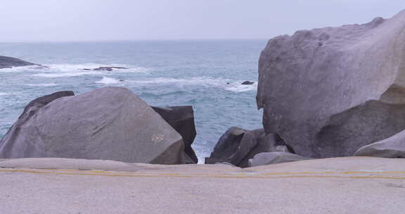 海南海岸礁石风光