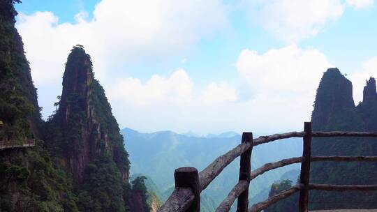 湖南郴州莽山五指峰景区栈道