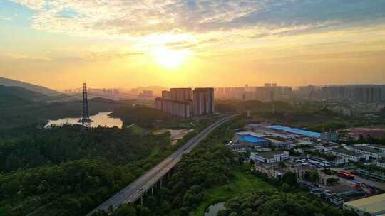 城市风光的航拍日落景象