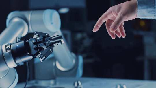 人与机器人手指触碰 人类与科技 AI机器人视频素材模板下载
