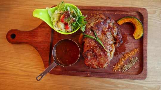 牛排西餐美食牛肉煎牛排西冷牛排食物牛扒