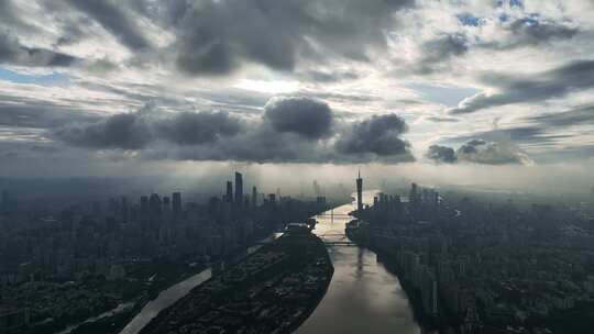 航拍广东广州城市风光 耶稣光洒满珠江景观