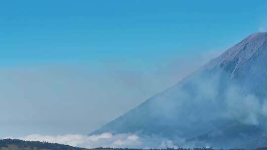 航拍下的泗水布罗莫火山