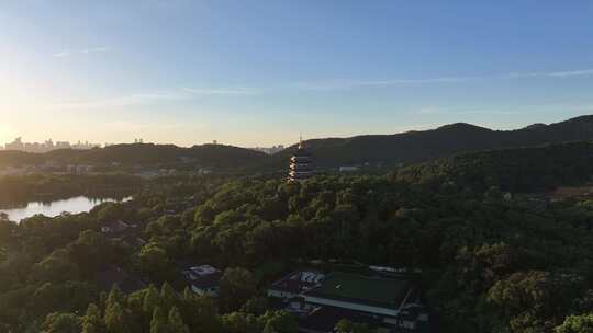 杭州西湖雷峰塔日出航拍