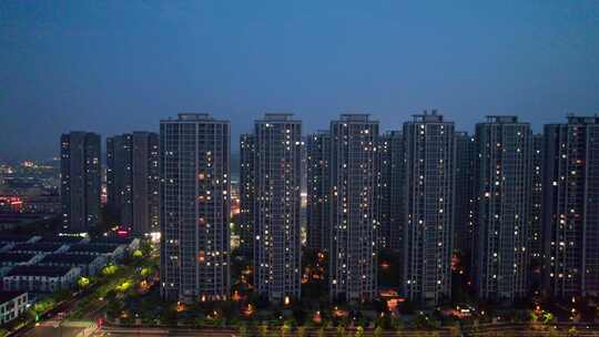 夜幕中的杭州城市小区楼盘建筑风景航拍