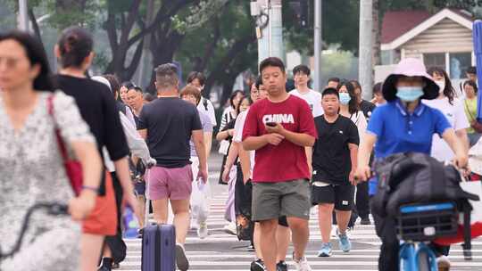 行人过马路场景