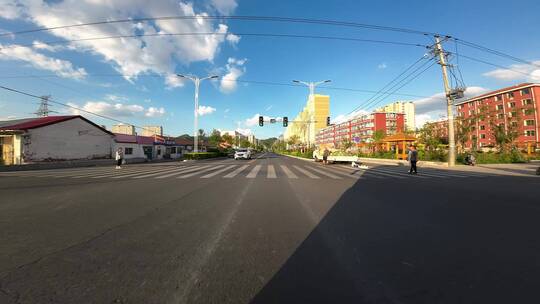 开车视角行驶 沿途风景