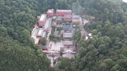 贵阳黔灵山弘福寺4K航拍