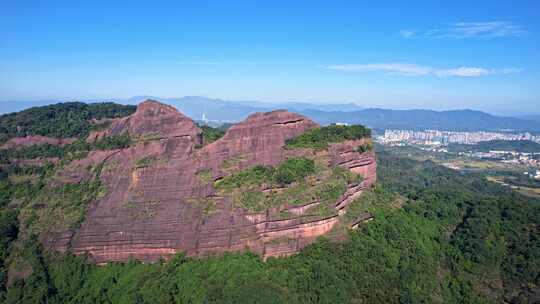 航拍韶关丹霞地貌丹霞山阳元峰长老峰景区