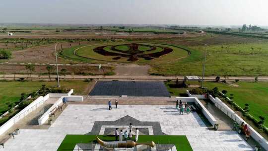 他Kartarpur Sahib，Gur