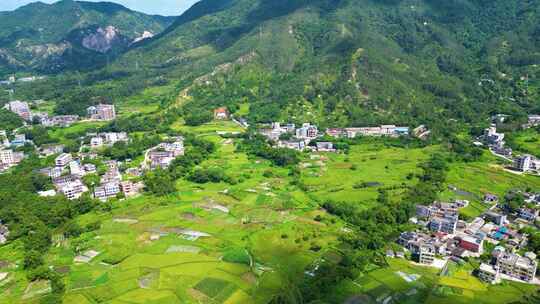 航拍广西山区农村 乡村 房屋 农田