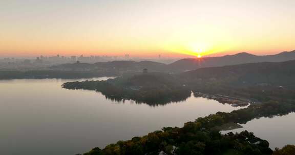 航拍杭州西湖雷峰塔秋日日出美景