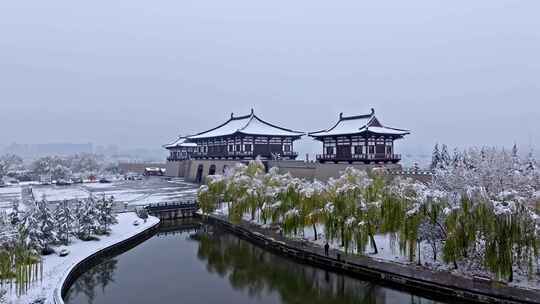 航拍洛阳定鼎门雪景