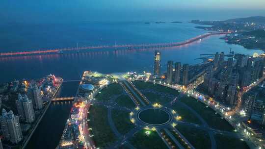 海滨城市夜景