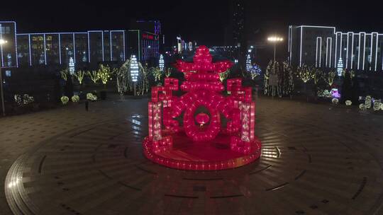 春节城市广场上的红灯笼