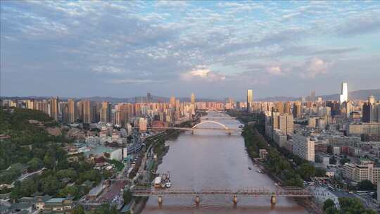 兰州黄河两岸城市风光兰州黄河风光兰州大景