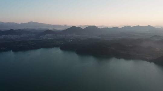 航拍杭州青山湖