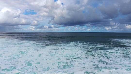 大海海浪巨浪滔天航拍视频素材模板下载
