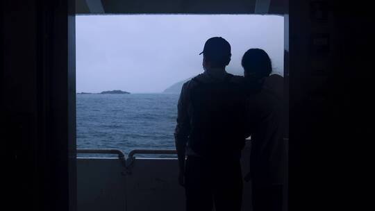 雨天舟山4K合集大海邮轮上的人 海浪 海水视频素材模板下载