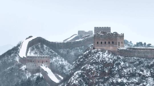 雪后中国的长城万里征程中华文明华夏精神