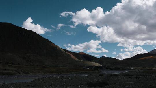 延时西藏村庄视频西藏光影变化风光