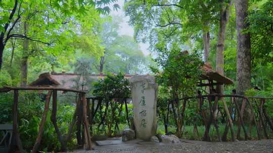 成都街景杜甫草堂杜甫雕像茅屋故居石碑