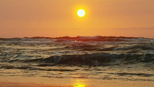 海浪夕阳唯美日出日落视频素材模板下载