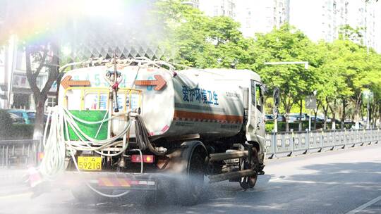 城市环保清洁洒水车素材