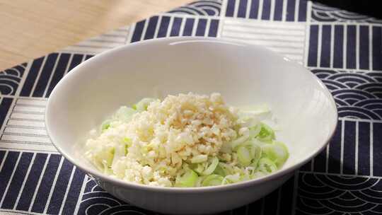 经典川菜棒棒鸡烹饪过程