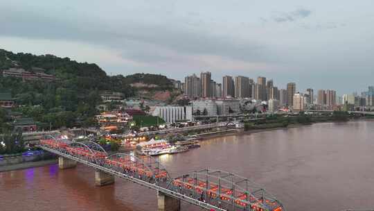 甘肃兰州黄河中山大桥日落晚霞夜幕降临航拍