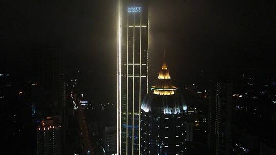 无锡三阳广场苏宁大楼夜景航拍4K视频素材