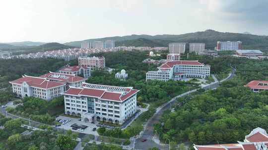 厦门大学航拍校园建筑风光学校风景教学楼