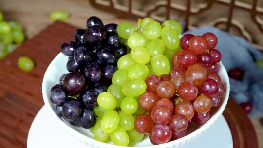 新疆三色葡萄
