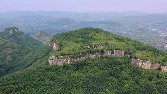 山东蒙阴岱崮地貌夏季风光