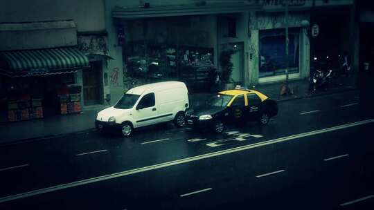 城市里的雨