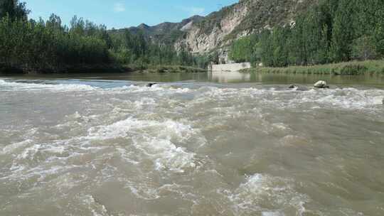 小河 黄河 水位上涨