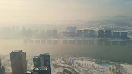 航拍吉林市松花江雾凇风光