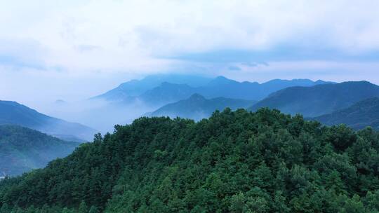 云雾缭绕的泰山视频素材模板下载