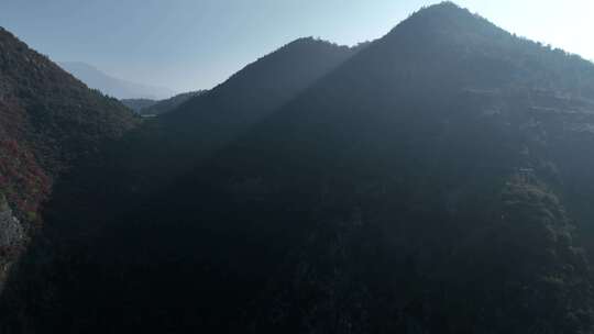 长江三峡巫峡红叶