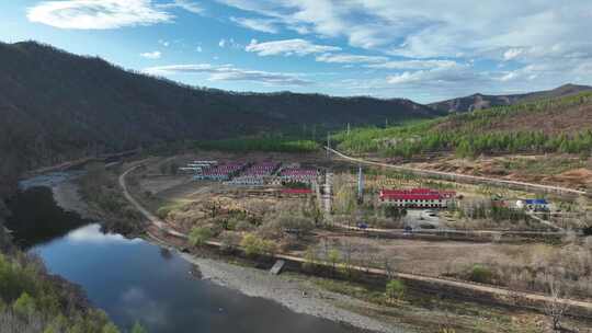 航拍初春大兴安岭自然风景林场山村视频素材模板下载