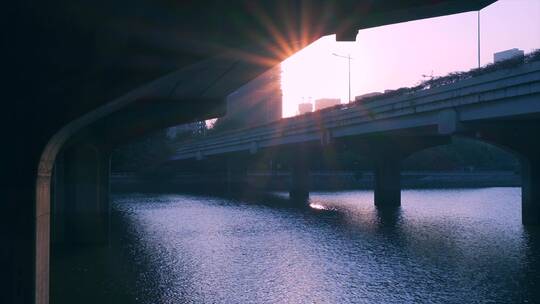 清晨阳光照在珠江桥底下视频素材模板下载